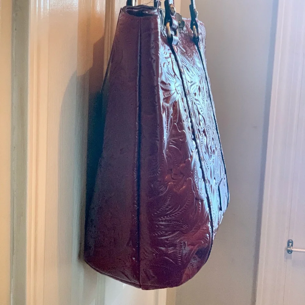 NWT REG. $249
PATRICIA NASH BENVENUTO XL TOTE
COLOR OCHRE
(EARTHY RED) - Picture 6 of 9